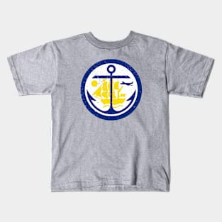 Retro Anchorage Alaska Flag // Vintage Alaska Grunge Emblem Kids T-Shirt